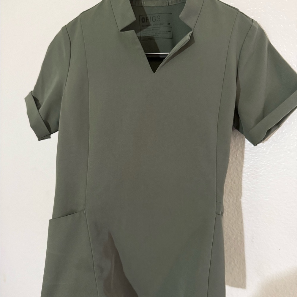 Figs Scrub Set - image 2